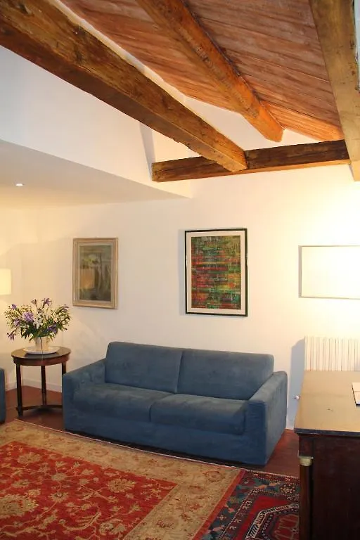 Sarai Apartments Venice 0*,