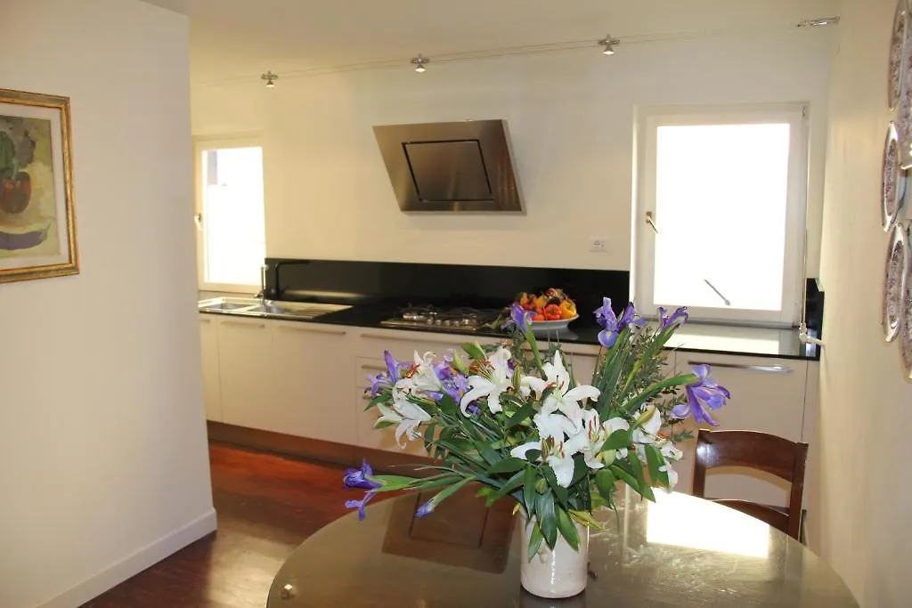 Sarai Apartments Venice