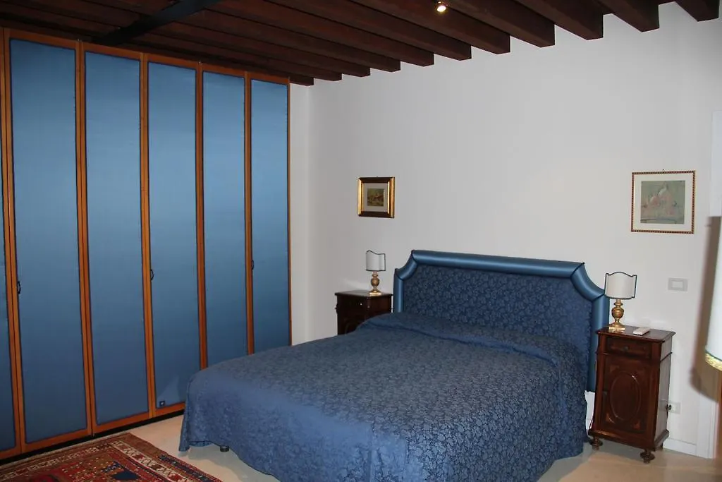 Sarai Apartments Venice