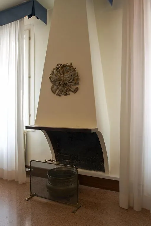Sarai Apartments Venice