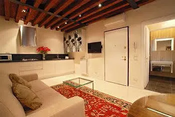 Sarai Apartments Venice